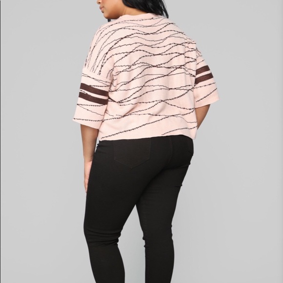 Love on top sweater - Picture 3 of 3